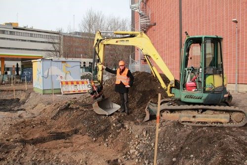 Kevät tuo sähkövaraston Suvilahteen